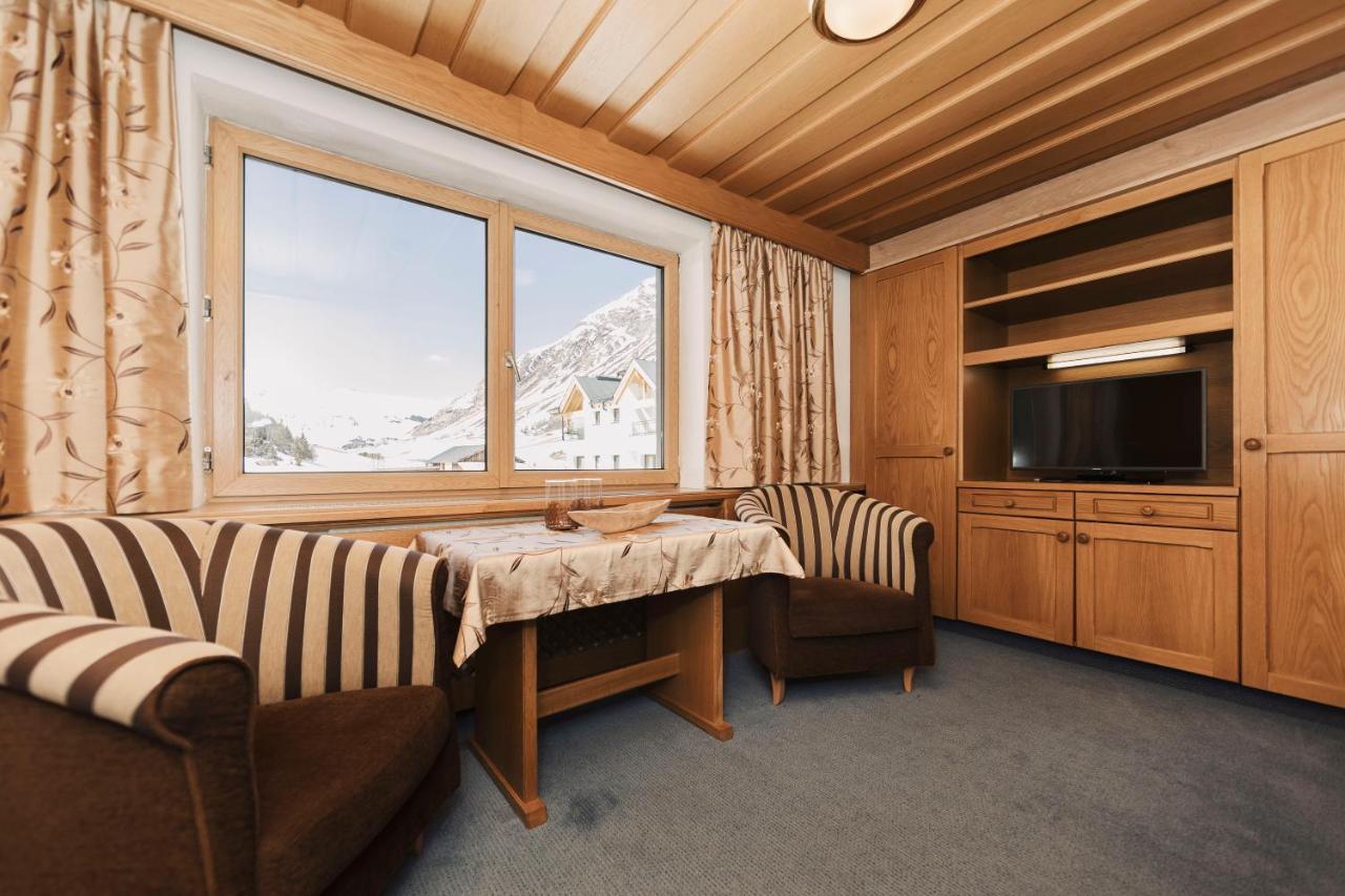 Alpina Hotel
