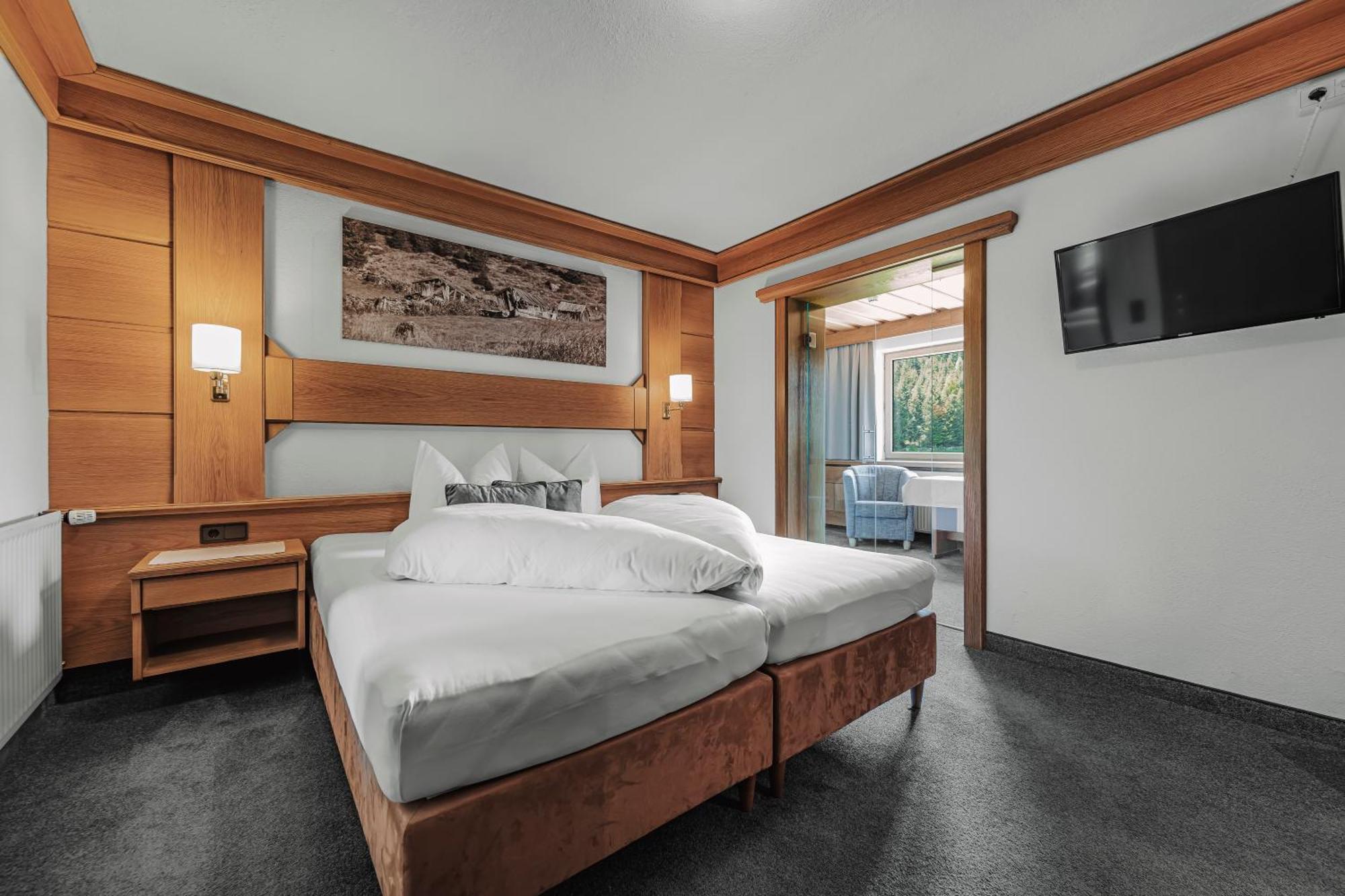 Hotel Alpina