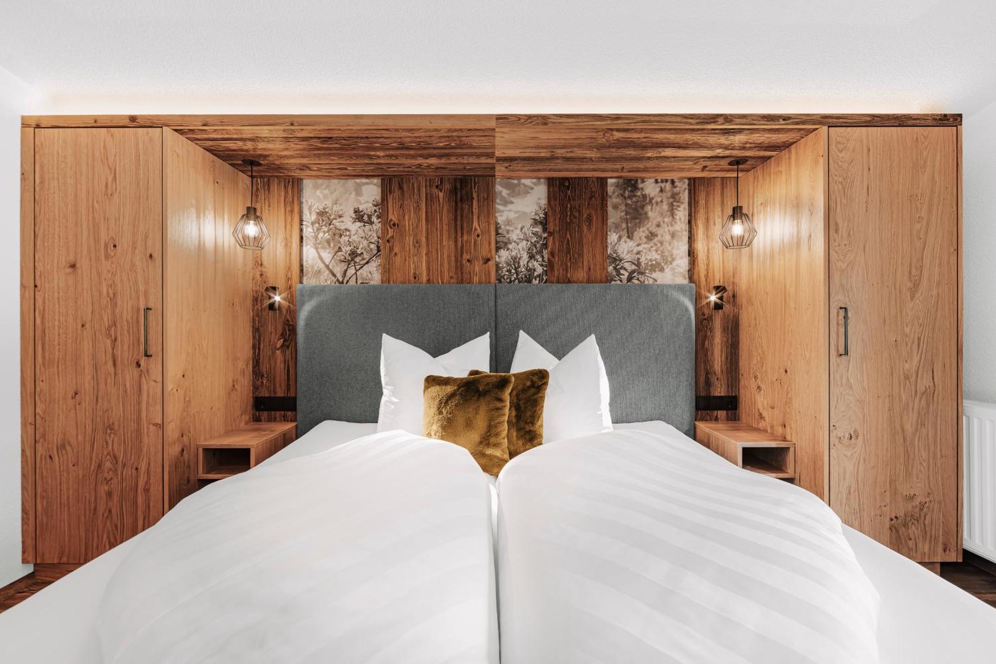 Hotel Alpina