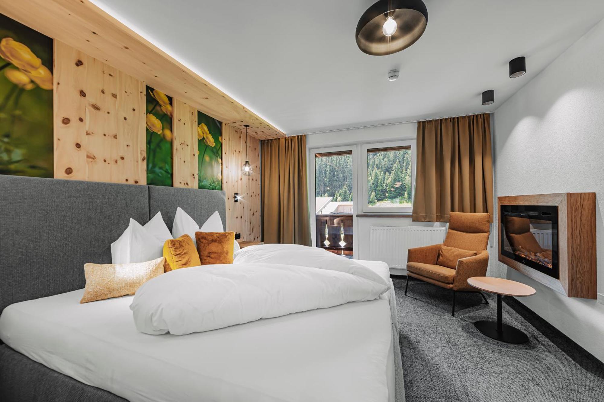Alpina Hotel 3*